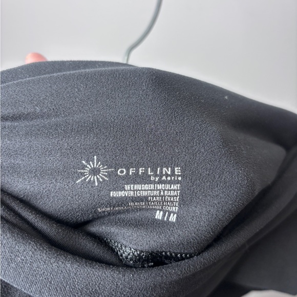 Offline by Aerie Black High Rise Bottom Flare Leggings Size M - Picture 4 of 4